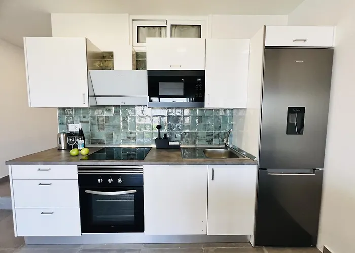 Paulmarie In Canarias Адехе